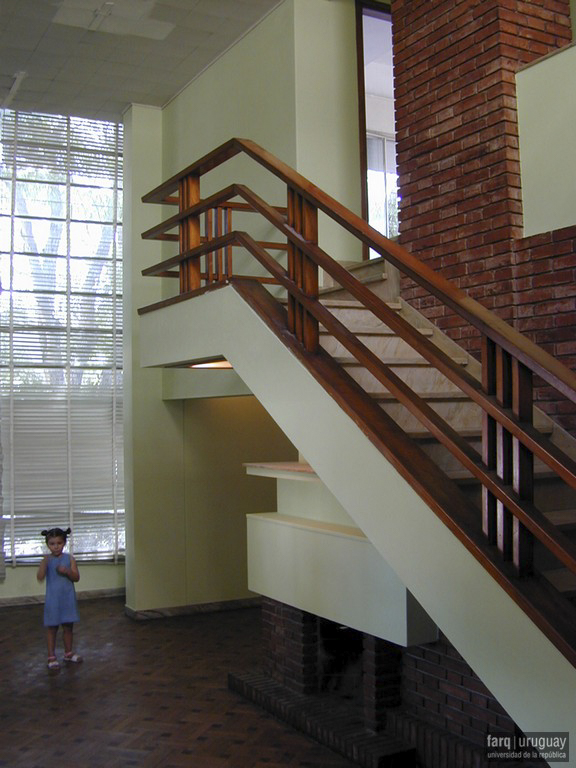 Vivienda Moreno-Dioni, arq. MAZZINI Luis, 1940, Montevideo, Foto: Tano Marcovecchio 2006