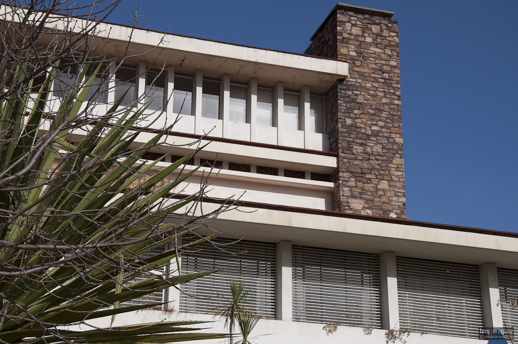 Vivienda Terra, arq. AROZTEGUI Ildefonso, 1949, Montevideo, Foto: Tano Marcovecchio 2009