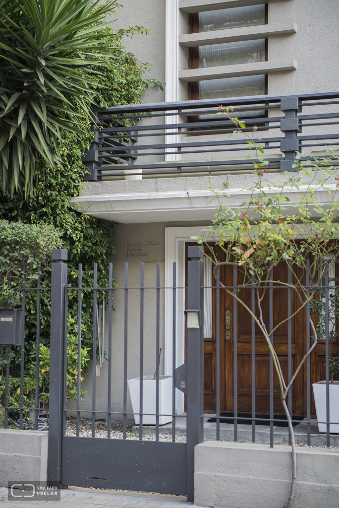 Vivienda en Tomás Diago, Arqs. De los Campos - Puente - Tournier, Montevideo. Foto: Nacho Correa 2015