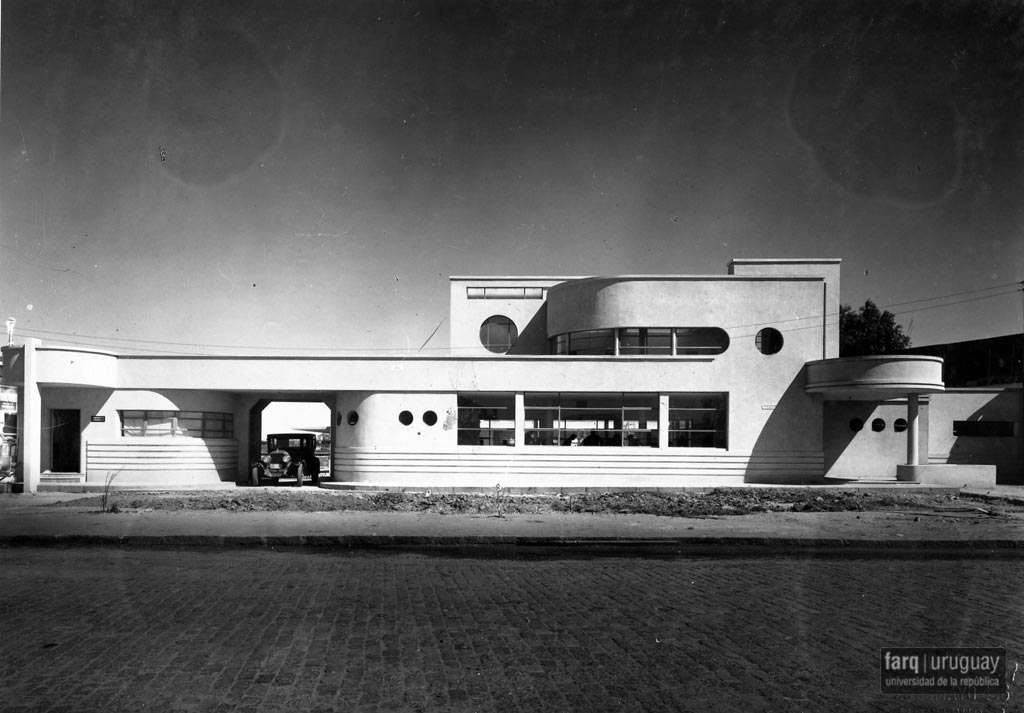 Oficinas Administrativas y Dependencia, arq. LORENTE ESCUDERO, R. , La Teja, Montevideo, Uy.1934. Foto: Archivo SMA, Donación Archivo personal del autor.