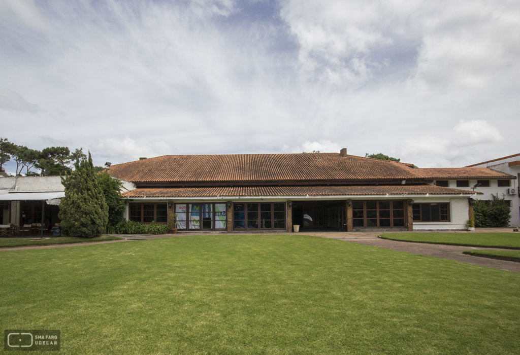 Country Club de Punta del Este, Lorente Escudero, Rafael; Beraldo, Roberto, Arqs. Punta del Este, Maldonado, 1946-47. Foto Nacho Correa 2014