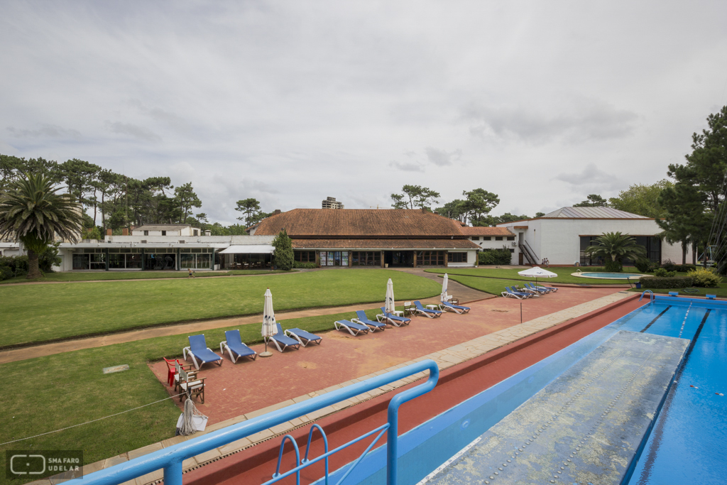 Country Club de Punta del Este, Lorente Escudero, Rafael; Beraldo, Roberto, Arqs. Punta del Este, Maldonado, 1946-47. Foto Nacho Correa 2014