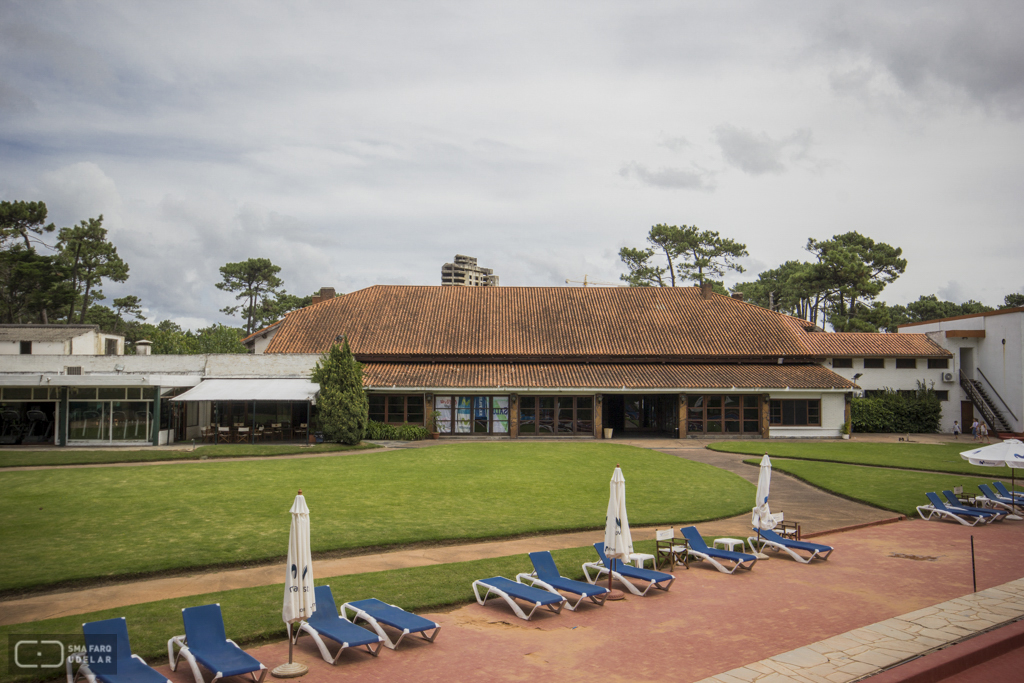 Country Club de Punta del Este, Lorente Escudero, Rafael; Beraldo, Roberto, Arqs. Punta del Este, Maldonado, 1946-47. Foto Nacho Correa 2014