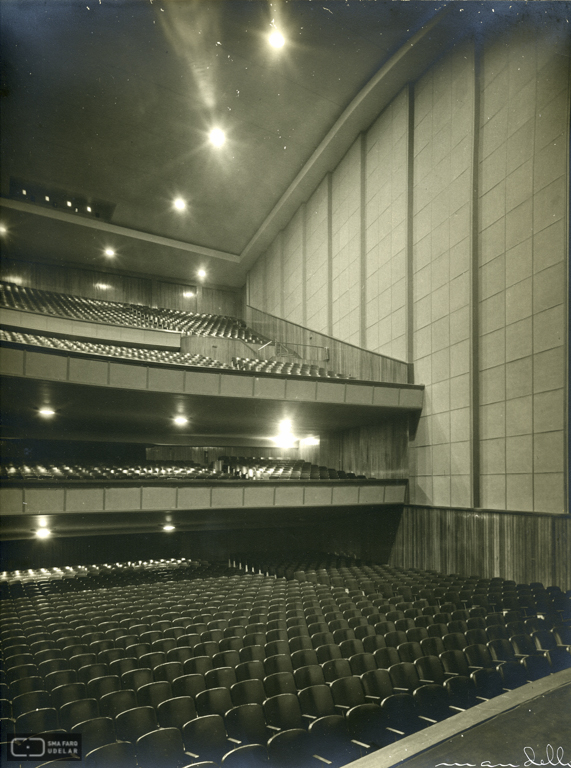 Cine Plaza , arq. LORENTE ESCUDERO, R. , Centro, Montevideo, Uy. 1947. Foto: Archivo SMA, Donación Archivo personal del autor.