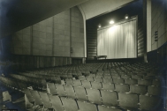 Cine Plaza , arq. LORENTE ESCUDERO, R. , Centro, Montevideo, Uy. 1947. Foto: Archivo SMA, Donación Archivo personal del autor.