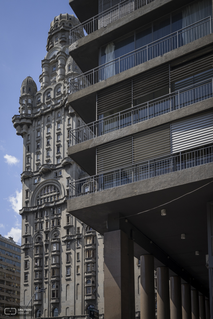 Edificio Martinez Reina, Arqs. LORENTE ESCUDERO, R. TARABAL, J. Montevideo, Uy. 1957. Foto: Nacho Correa 2016