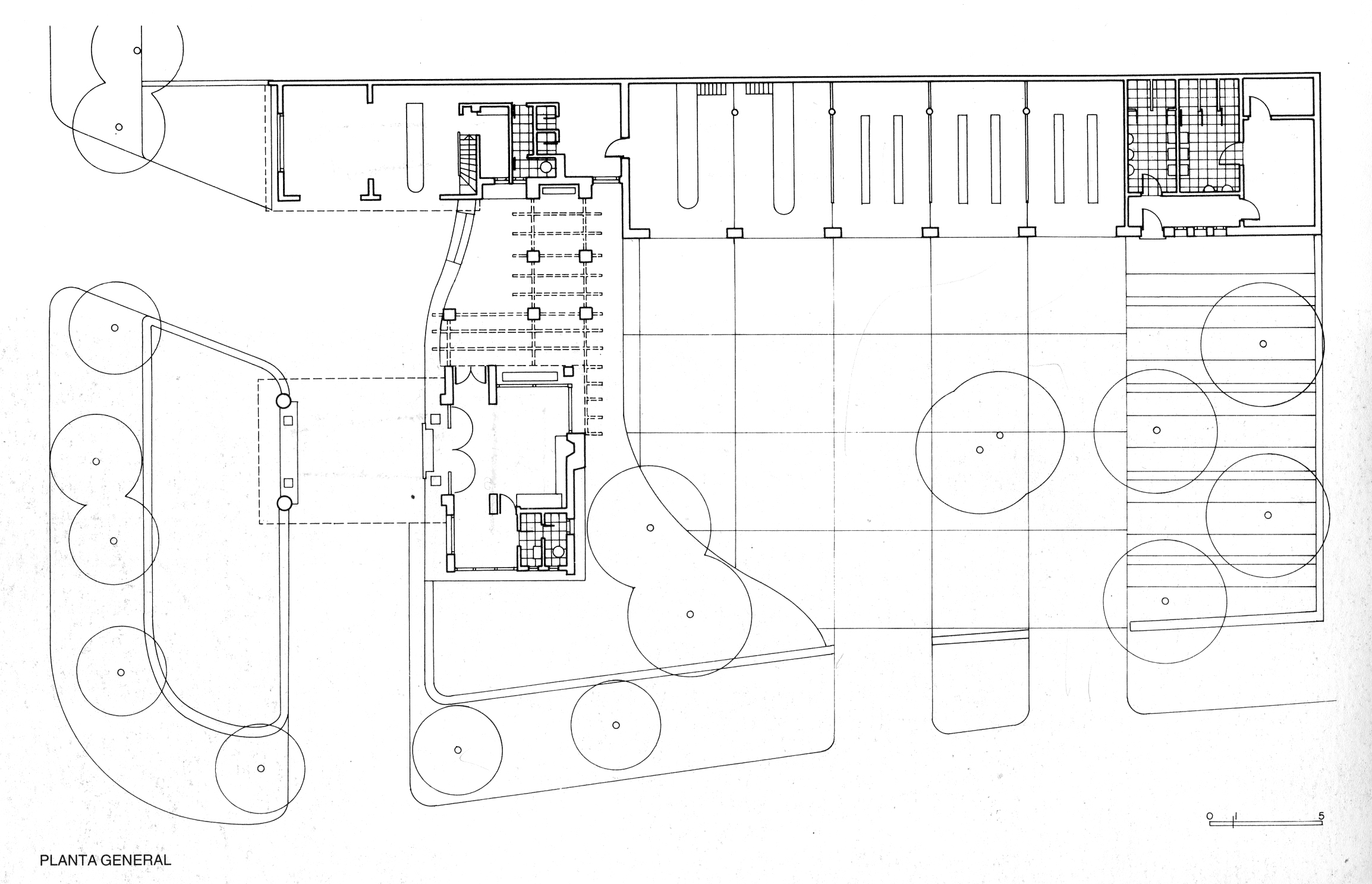 Estación de Servicio Arocena ANCAP, arq. LORENTE ESCUDERO, R. , Carrasco, Montevideo, Uy. 1943. Origen: Monografía Rafael Lorente Escudero 1907-1992. Editorial Dos puntos. Montevideo, 1993.