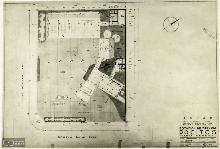 Estación de Servicio Rambla y Solano Antuña ANCAP, arq. LORENTE ESCUDERO, R. , Montevideo, Uy. 1949. Foto: Archivo SMA Donación Archivo personal del autor. Actualmente Demolido.