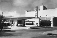 Estación de Servicio ANCAP y Florería Tarino, arq. LORENTE ESCUDERO, R. , Montevideo, Uy. 1934. Foto: Archivo SMA, Donación Archivo personal del autor. Actualmente Demolido.