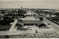 Estación de Servicio Gorlero ANCAP, arq. LORENTE ESCUDERO, R. , Punta del Este, Maldonado, Uy. 1945. Foto: Archivo SMA, Donación Archivo personal del autor.