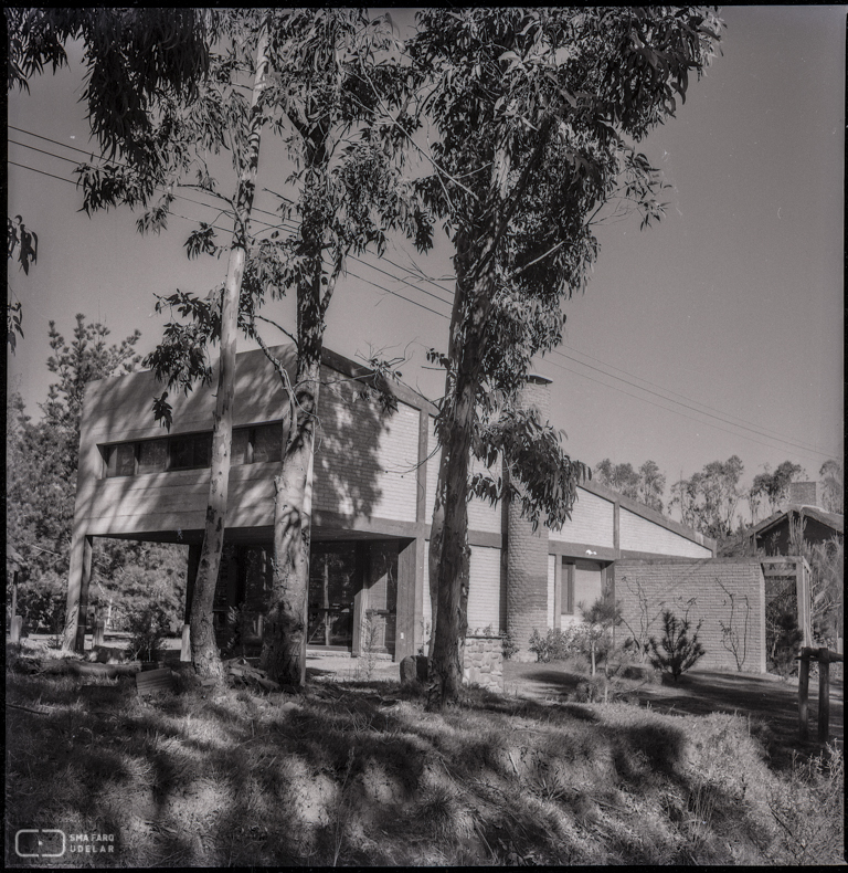 Vivienda Chilavert, arq. LORENTE ESCUDERO, R. , Bella Vista, Maldonado, Uy. 1957. Foto: Archivo SMA, Donación Archivo personal del autor.