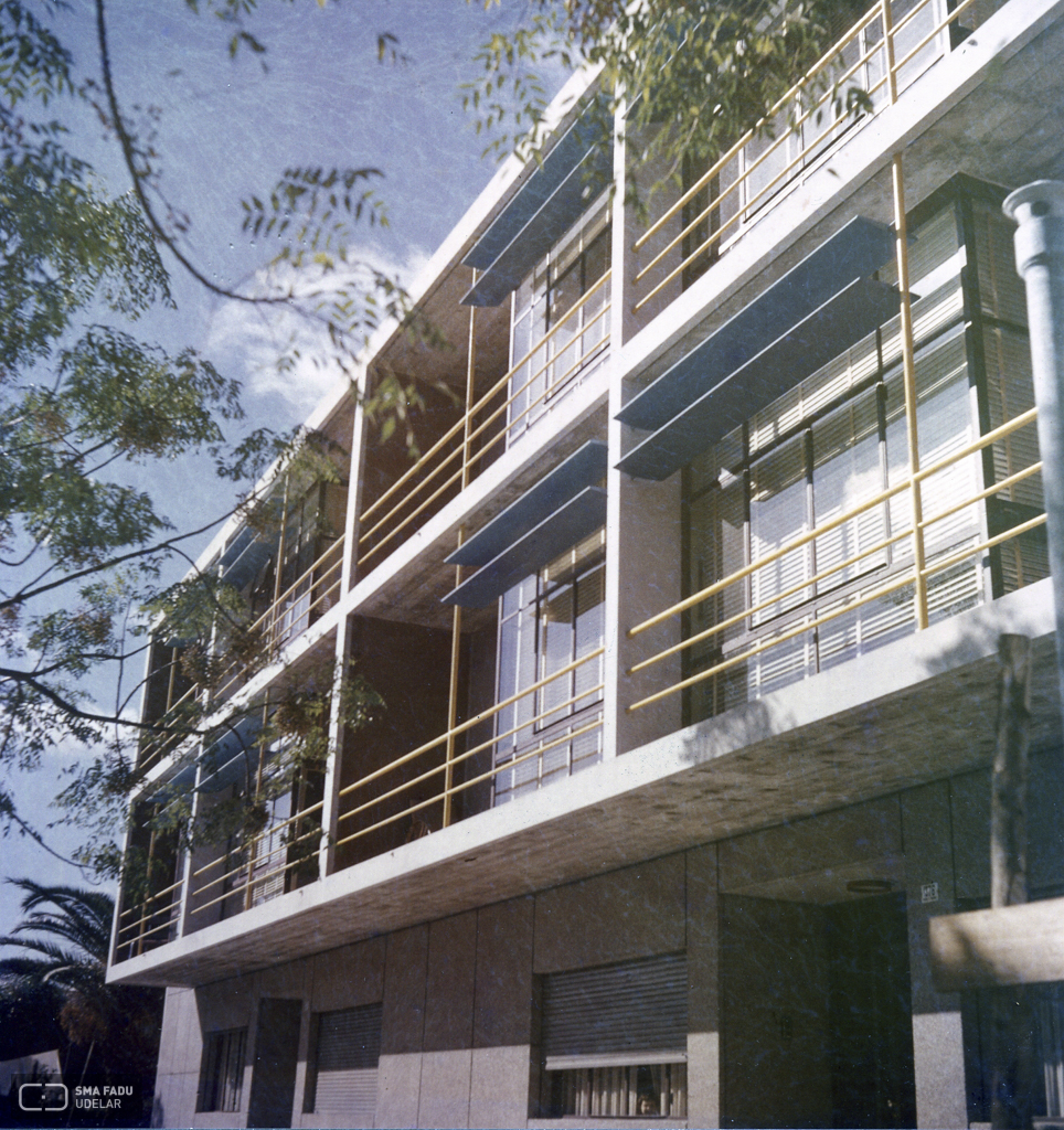 Edificio Berro, LORENTE ESCUDERO, Rafael, Montevideo, Uy. 1952.Foto: Archivo SMA, Donación Archivo personal del autor.