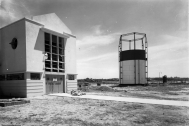 Central de Vapor, arq. LORENTE ESCUDERO, R. , La Teja, Montevideo, Uy. 1935. Foto: Archivo SMA, Donación Archivo personal del autor.