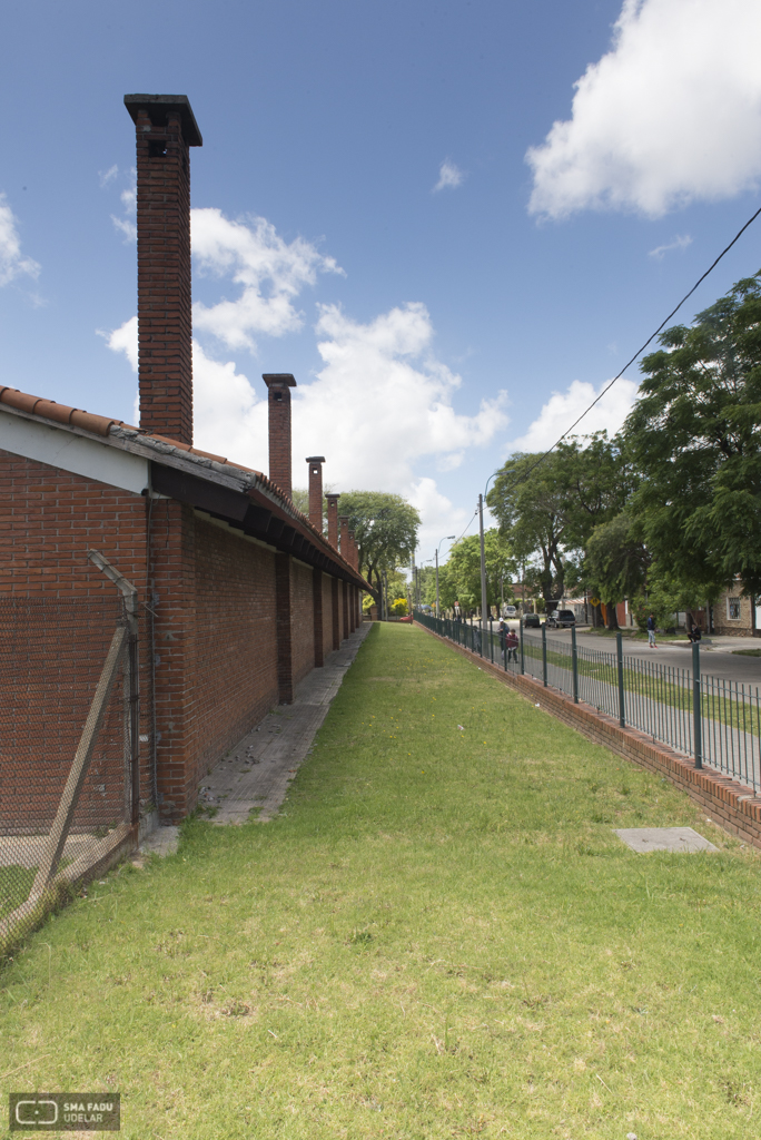 Escuela, arq. Lorente Escudero, R., Montevideo, Uy. s/d. Foto. Julio Pereira