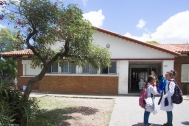 Escuela Nº170, LORENTE ESCUDERO, Rafael. La Teja, Montevideo, UY.1942.Foto:Sofia Ruggiero, 2016.