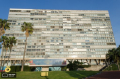 Edificio Panamericano, arq. SICHERO, Raúl. , Buceo, Montevideo, Uy. 1958. Foto: Maria José Castells, 2017.
